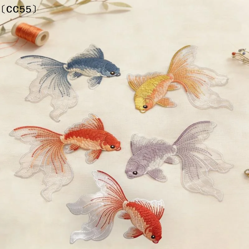 2Pcs Multi-Color Goldfish Embroidery Patches Fabric For T-Shirt Bags Hats Accessories DIY Iron On Stickers Repair〔CC55〕
