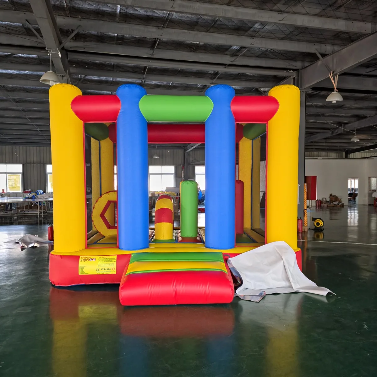 Commercial Inflatable Bouncy Castle 4m x 4m x 2.37m for Outdoor Events