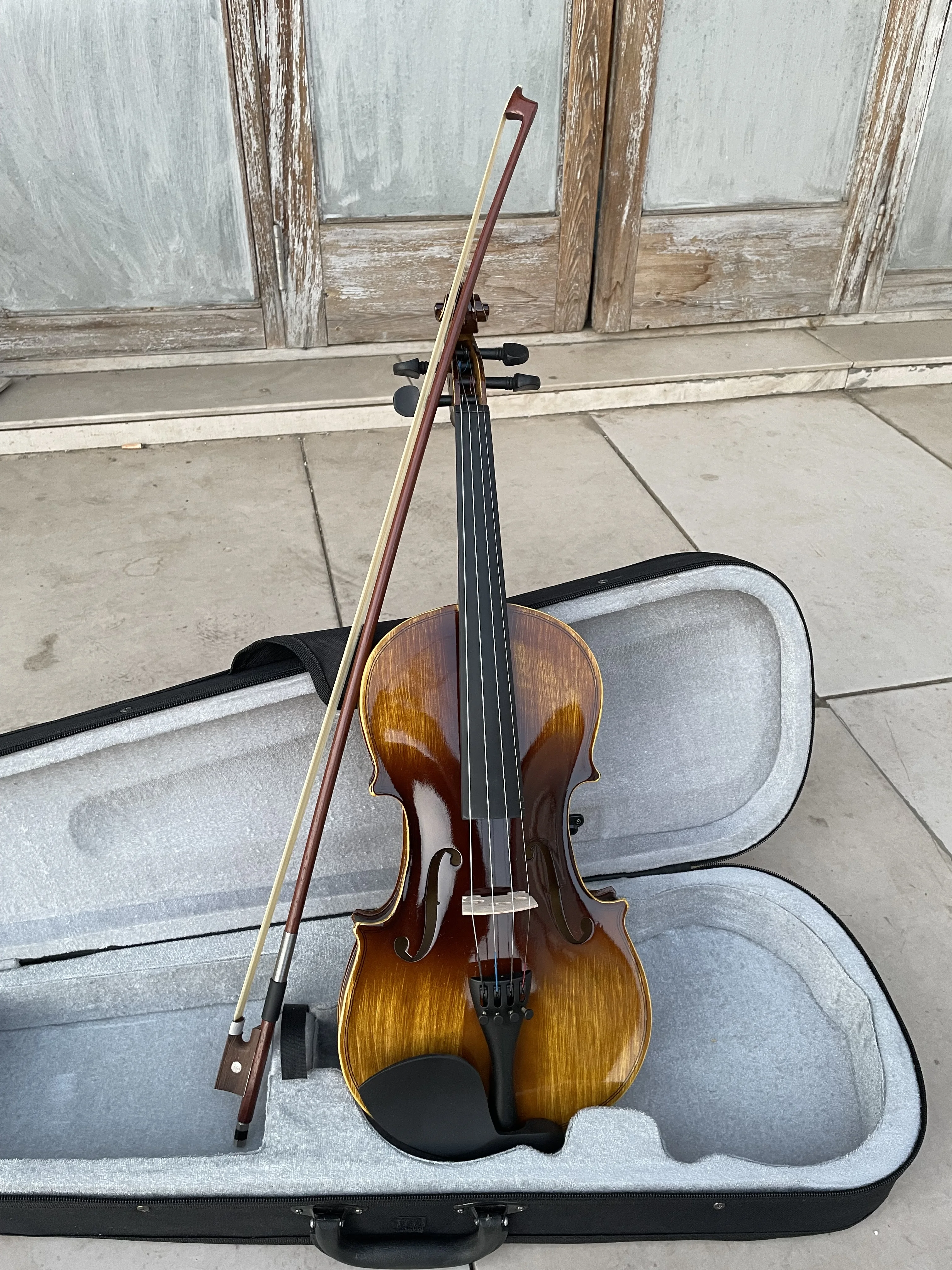 Full Size Acoustic Violin, Gloss Brush Color,Smooth Polishing Surface,Bow Case,Bridge Music Instrument, Students and Adults, 4/4