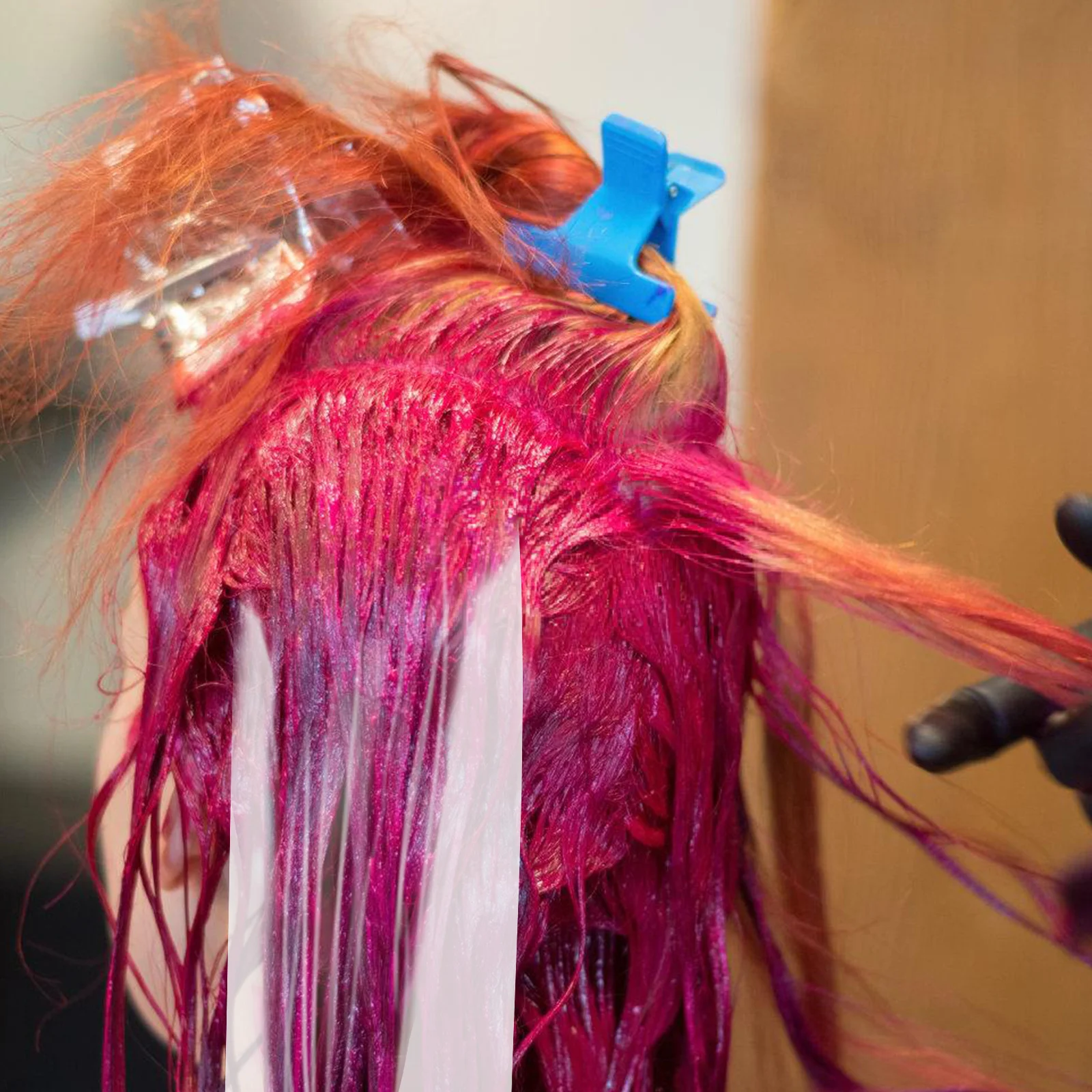 

100Pcs Hair Dyeing Isolation Sheets Professional Hair Coloring Highlighting Barrier Paper Hairdressing Tool Salon Use Reliable