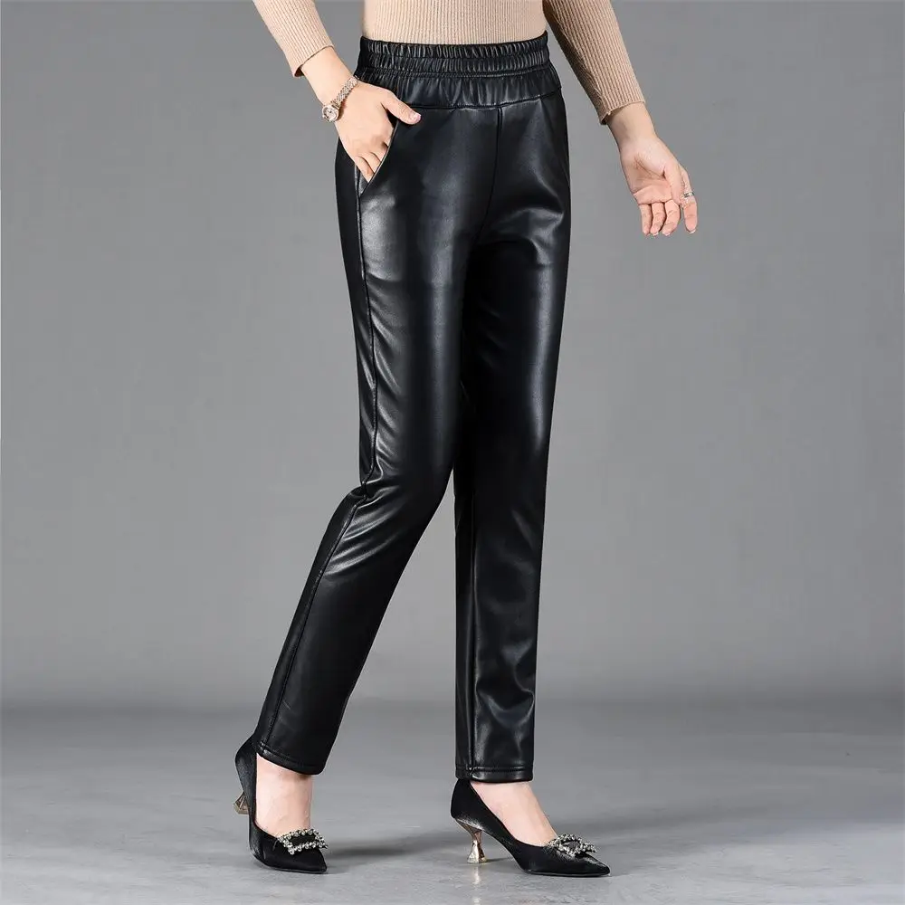 2026 Nieuwe Dameswijde, hoge taille, rechte pijp, fleece gevoerde PU broek Herfst/Winter Buitenkleding Slim Fit Broek