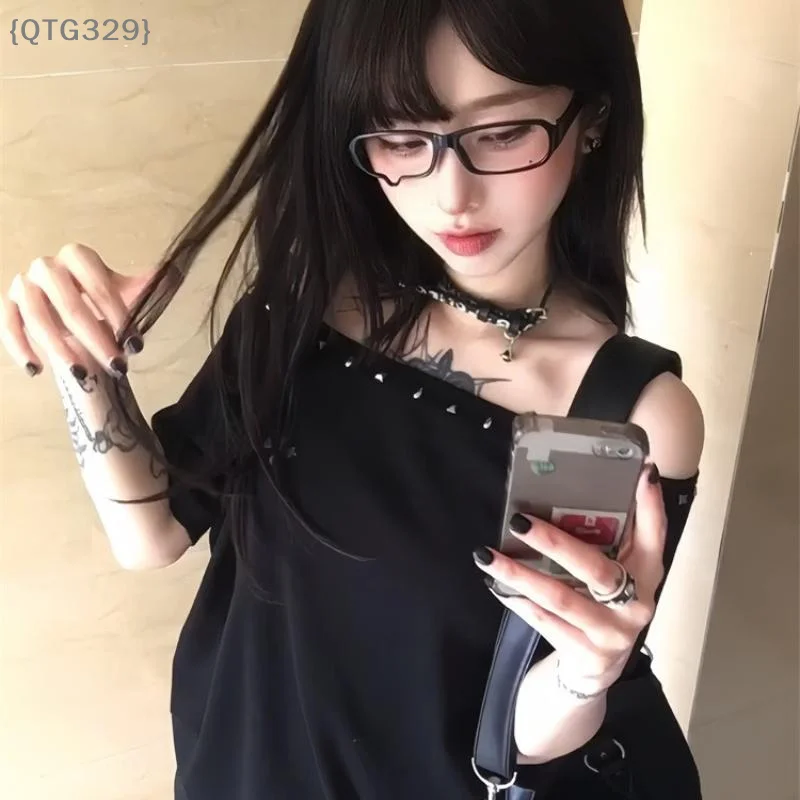 【QT329M3】Y2K Anime Crying Dripping Tears Glasses - Retro Kawaii Black Eyeglass Frame Unisex Halloween Cosplay Fashion Accessorie view 5