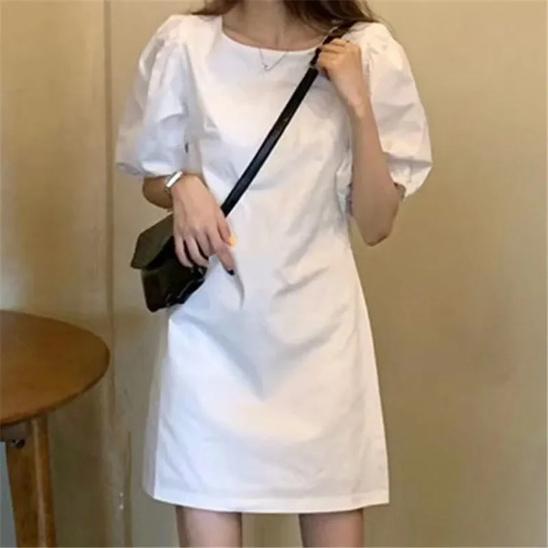 

Summer Solid Mini Dress Women Elegant Short Puff Sleeve Casual Sundress Korean O Neck Loose Pleated Elegant Holiday Vestidos 원피스
