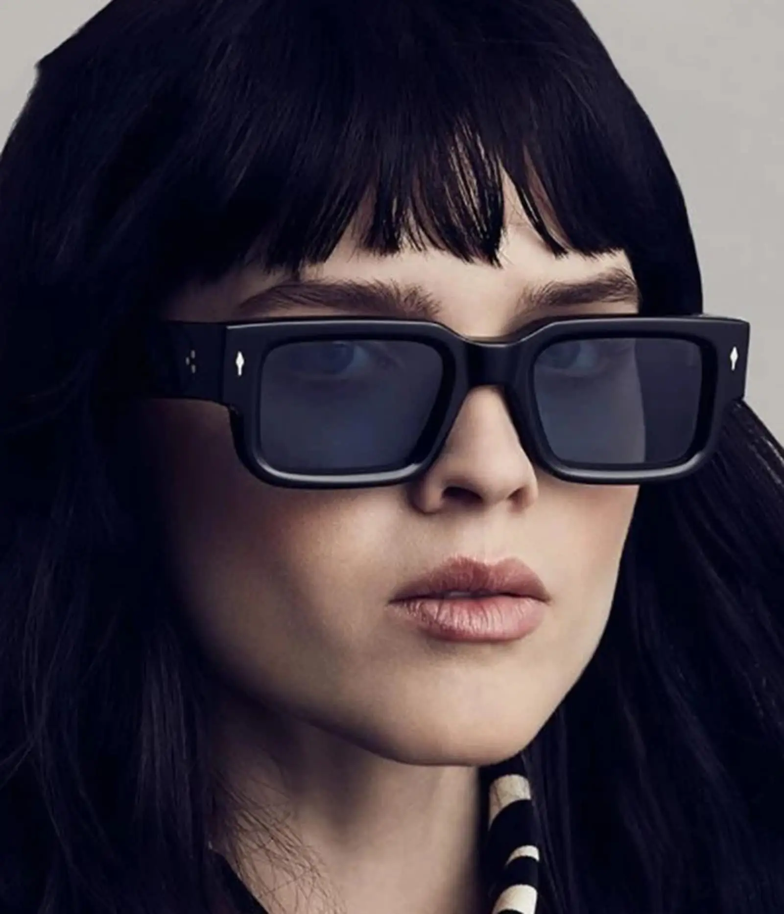 厚いスクエアフレームサングラス女性男性トレンディな分厚い長方形サングラスブラックシェード UV 保護