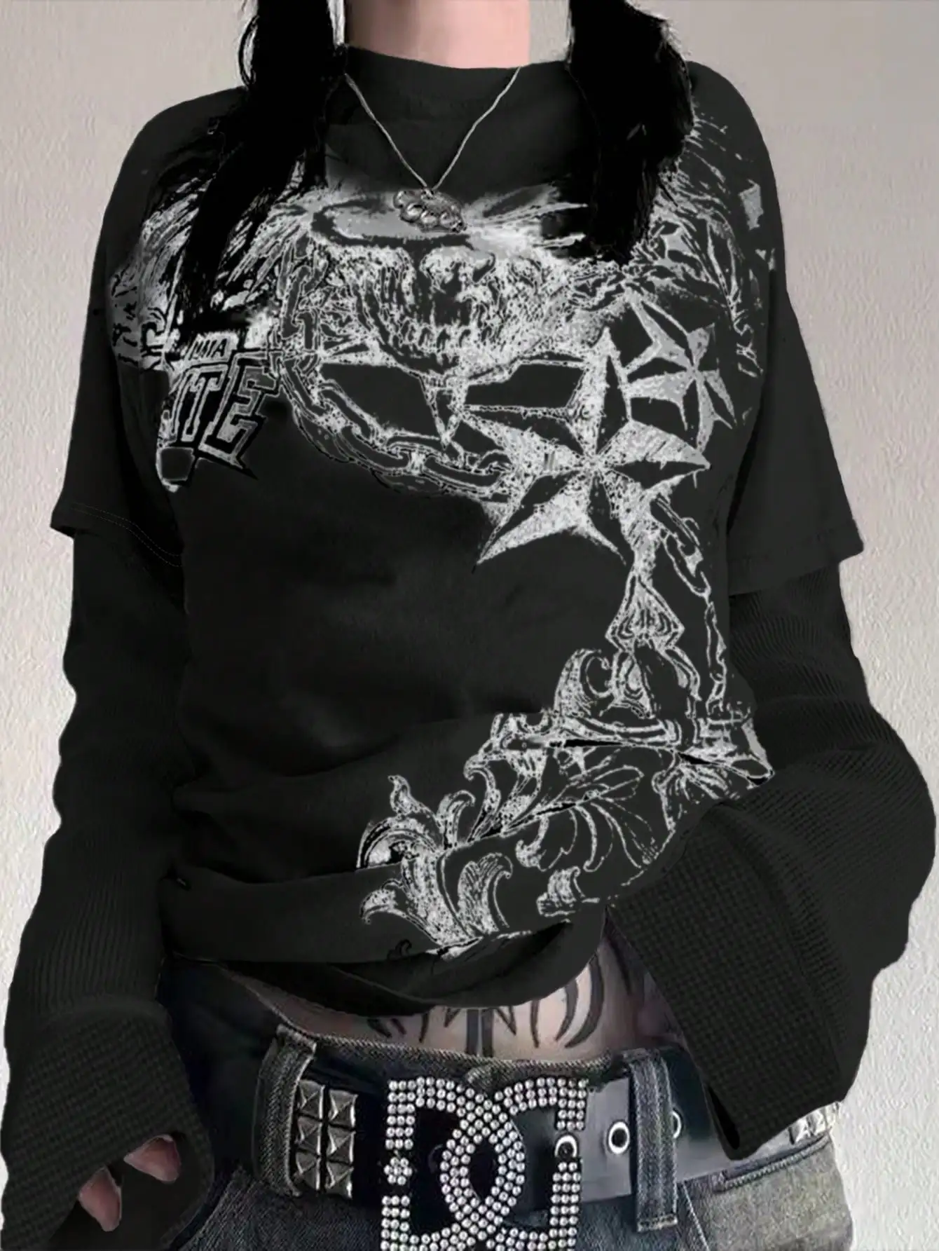 

Женская футболка с длинным рукавом 2-в-1 в стиле Y2K Goth Street с графическим принтом