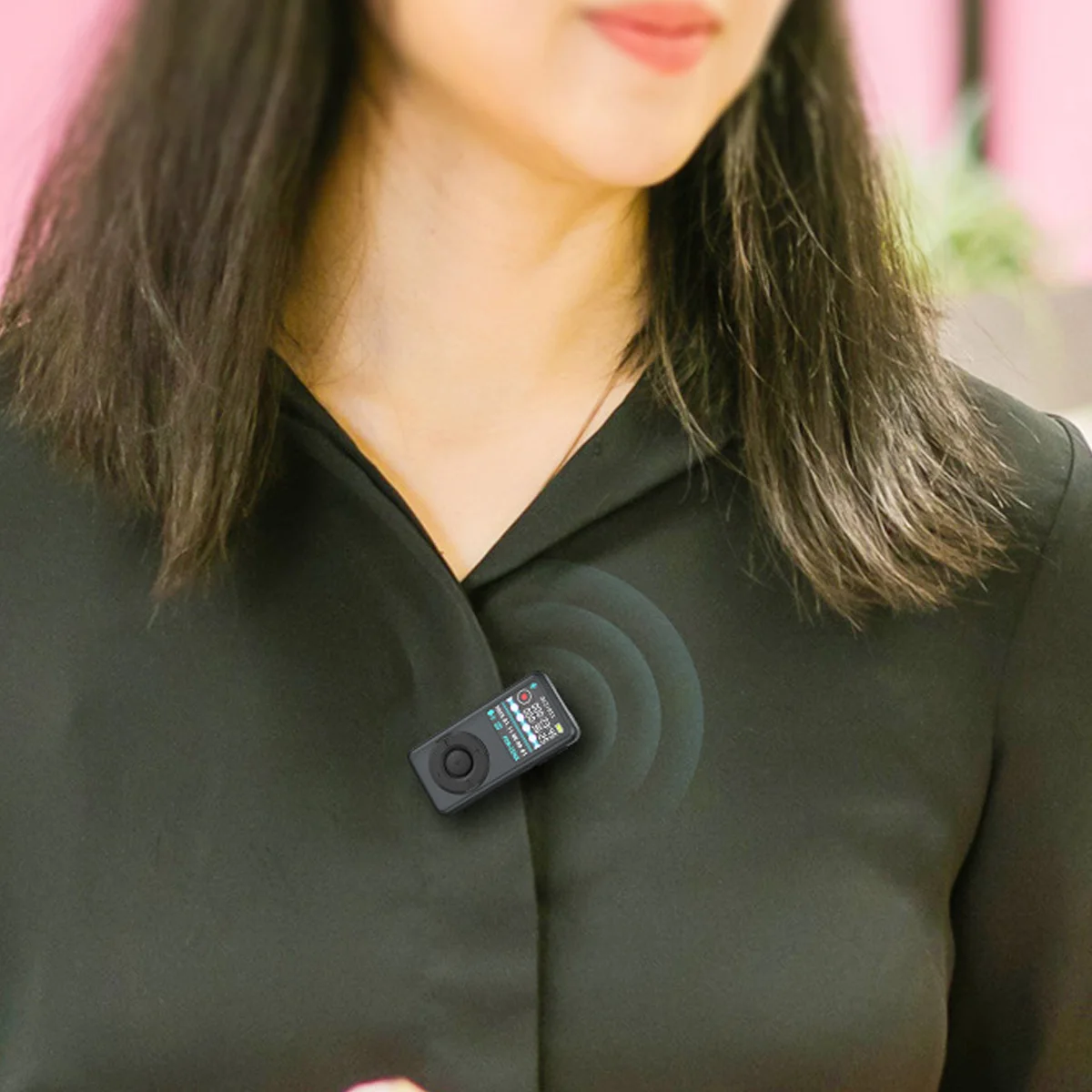 3-in-1 Digital Voice Recorder 1536Kbps Lossles Recording Clip-On MP3 Player TXT E-Book Reader Intelligent VOX for Student/Lawyer