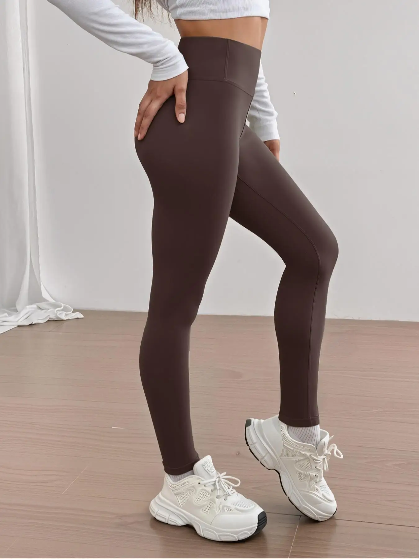 เลกกิ้งผู้หญิงเอวสูงบุขนแกะ กระชับหน้าท้อง ยืดได้สี่ทิศทาง ระบายอากาศได้ดี อุ่นสบาย เหมาะสำหรับกีฬาฤดูหนาวและสวมใส่ลำลอง