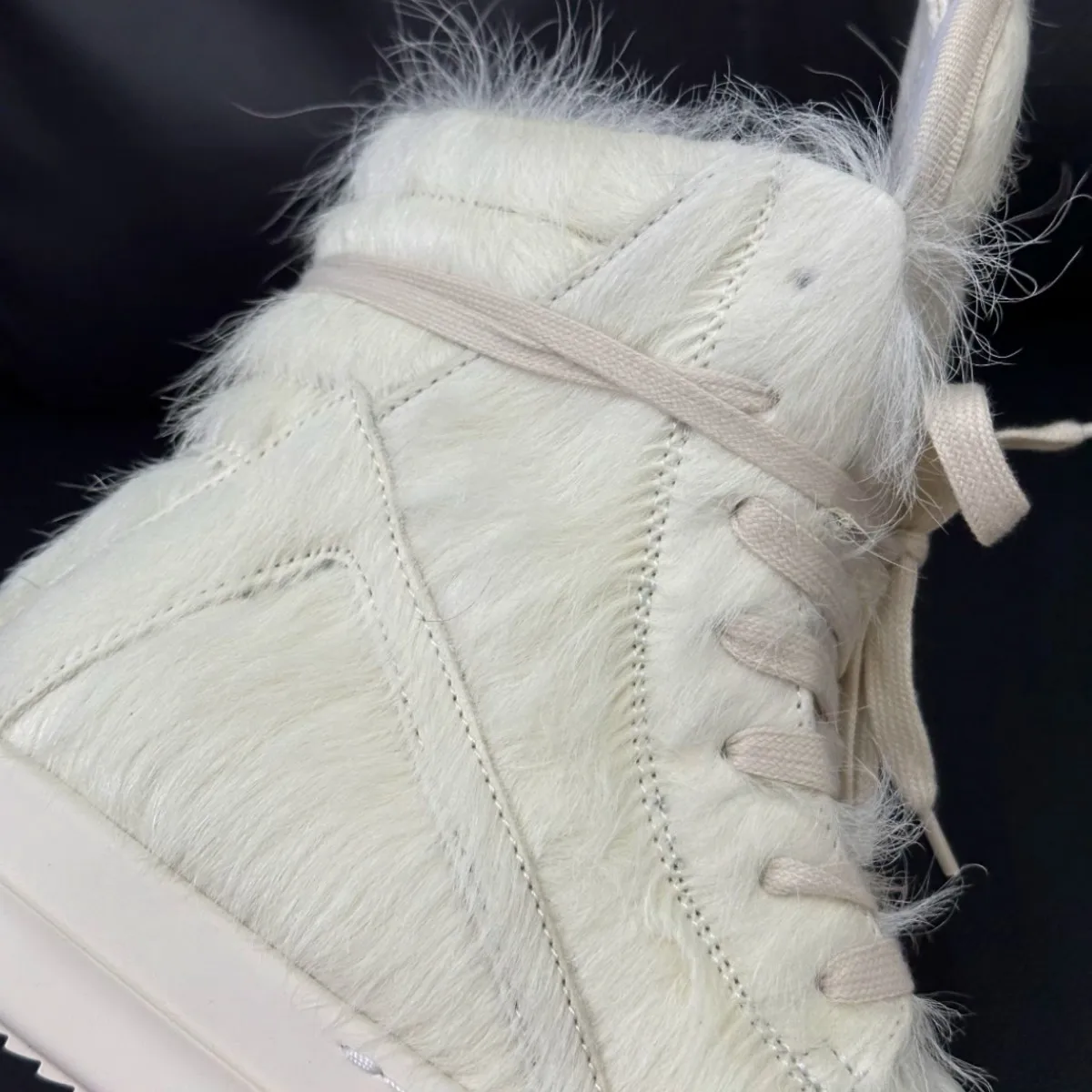 White Horse Hair High Top Shoe Coffee Horsehair Sneakers for Men Women Casual Shoes Trend Ankle Boot Zipper Short Boots Unisex