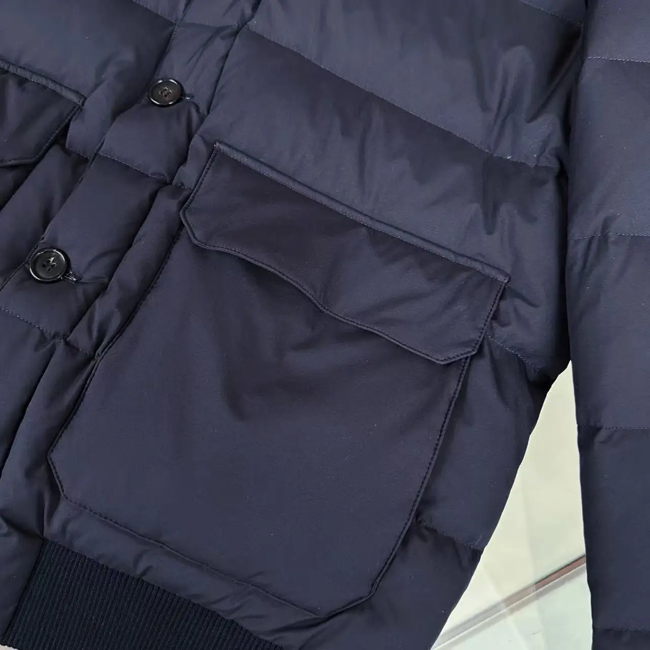 Piumino da uomo con collo alto in stile Old Money LP italiano