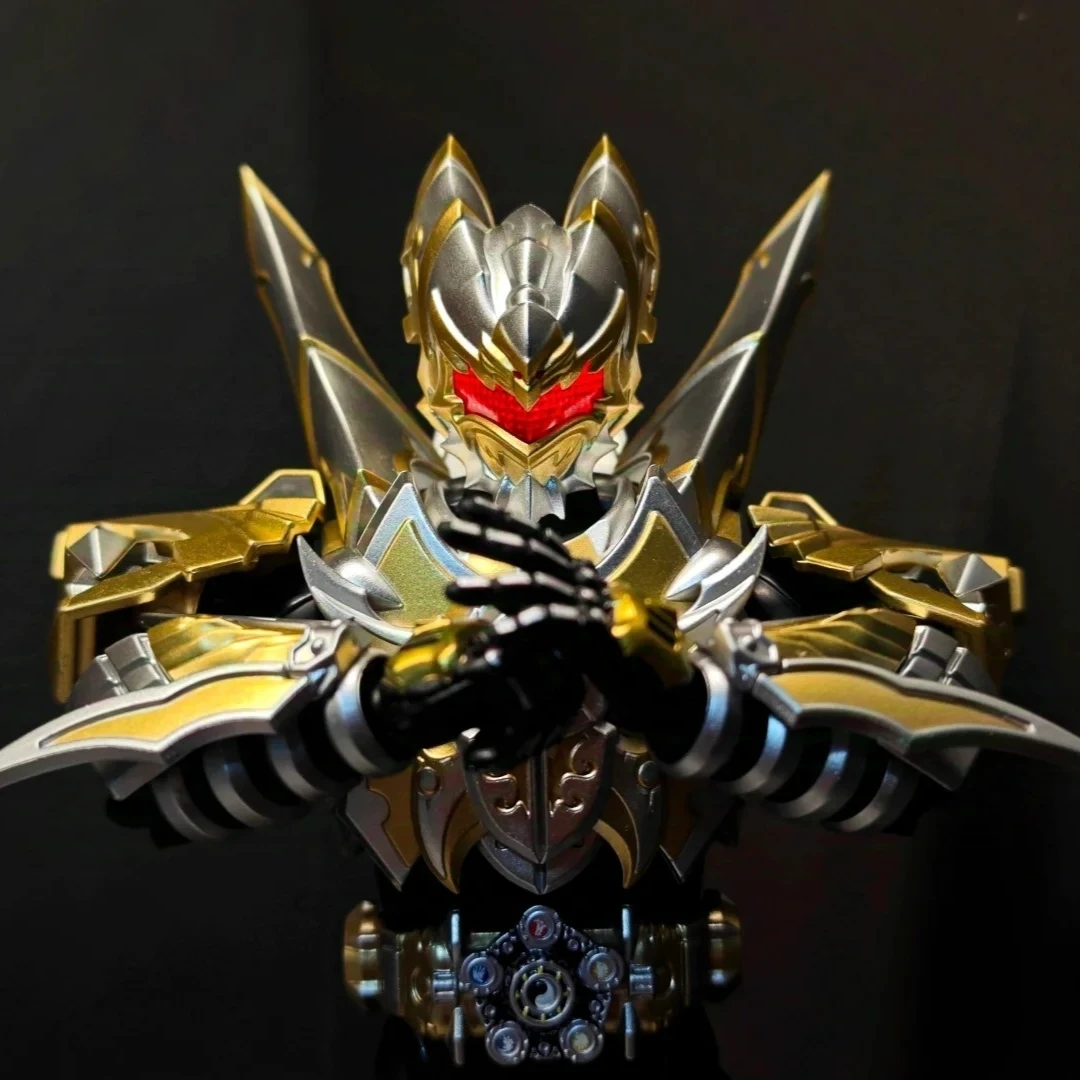 

Горячая новинка 11 см бронированный воин, место на 15-летие, ограниченная серия, бронированная мобильная кукла, модель императора, герой, тонкая роспись, издание