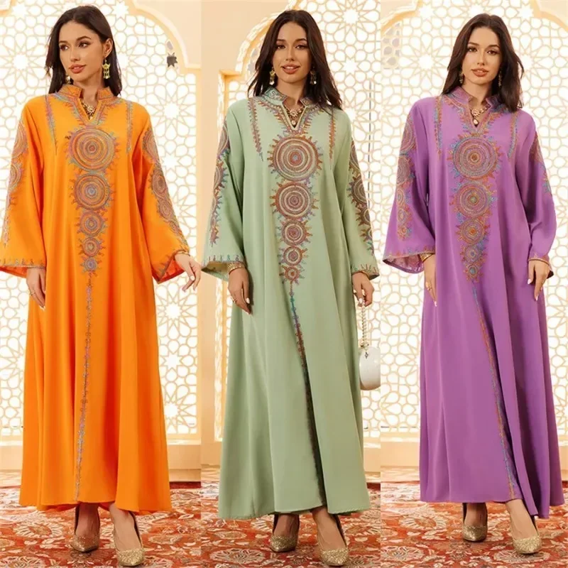 Ramadan Muslim Women's Jacquard Embroidery abaya Dubai Solid Fashion Kaftan Polyester Saudi Women Evening Dress