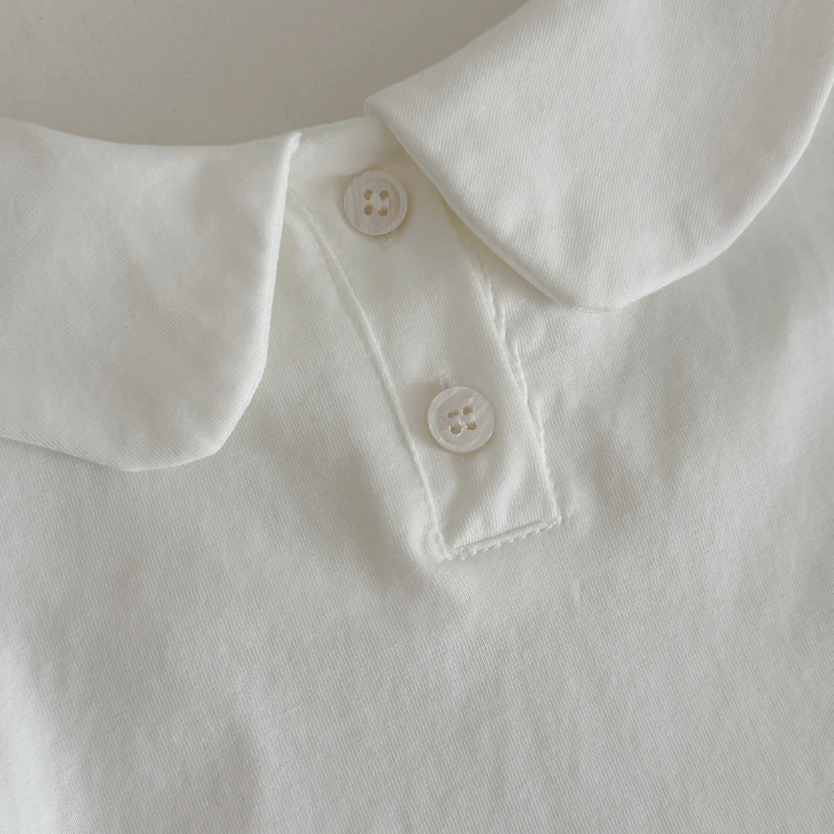 Sommerliches, weiches T-Shirt aus reiner Baumwolle für Babys, niedliche Blumenstickerei-Oberteile, weiße Hemden für Neugeborene und Kleinkinder, Kleidung 0-3 Jahre – Detail 9