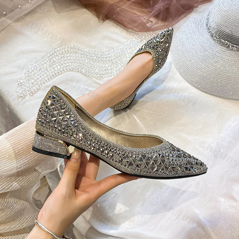 Sepatu Wanita Hak Tinggi 2025 Musim Gugur Hak Rendah Berhias Rhinestone Mewah Ujung Runcing Payet Fashion Kasual Outdoor Pesta Pernikahan