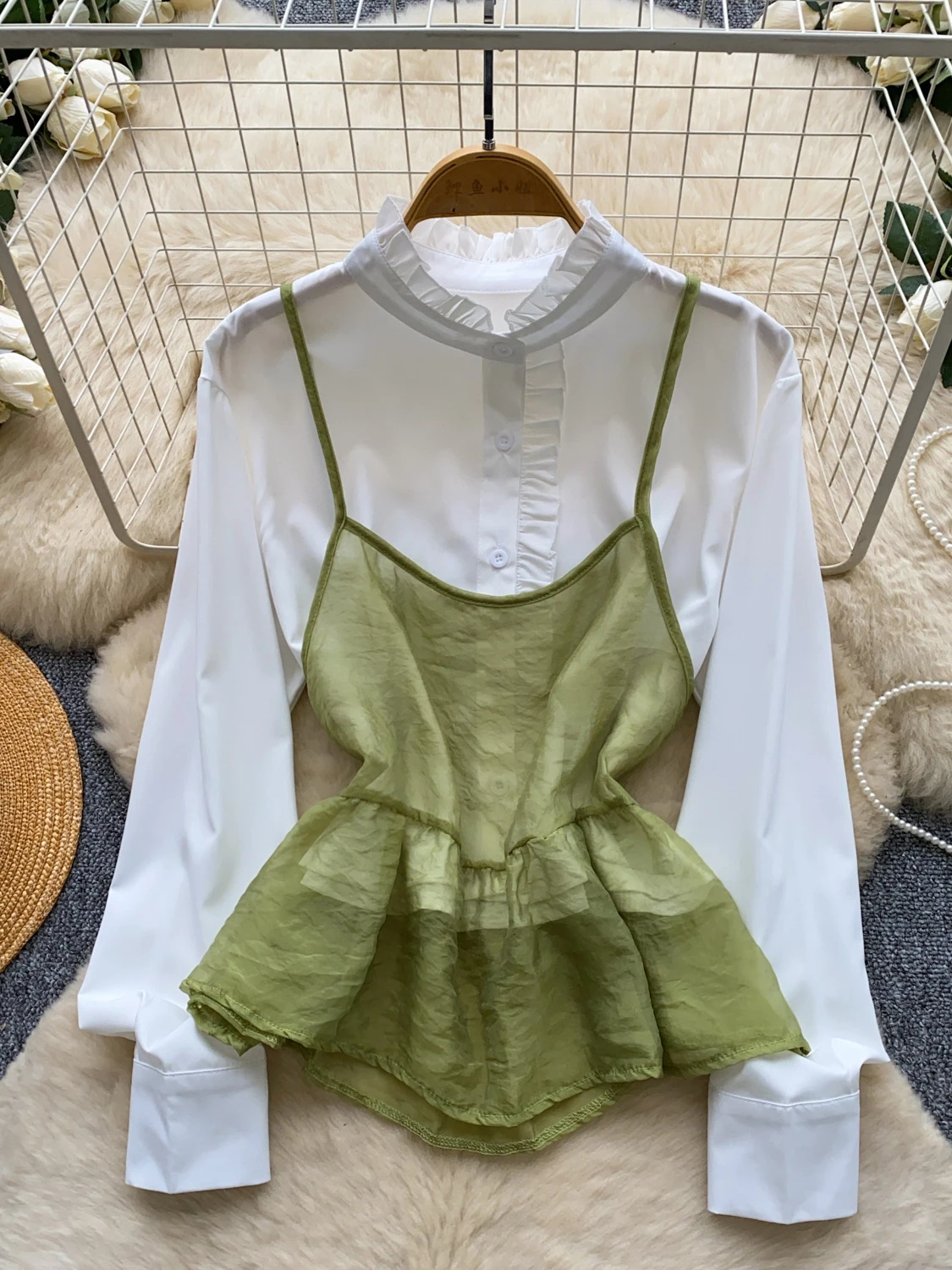 

Spring Commute Gentle Wind Bubble Sleeve Shirt Strap Two-Piece Set Women's Fashion Breathable Slimming High Waist Ensemble
