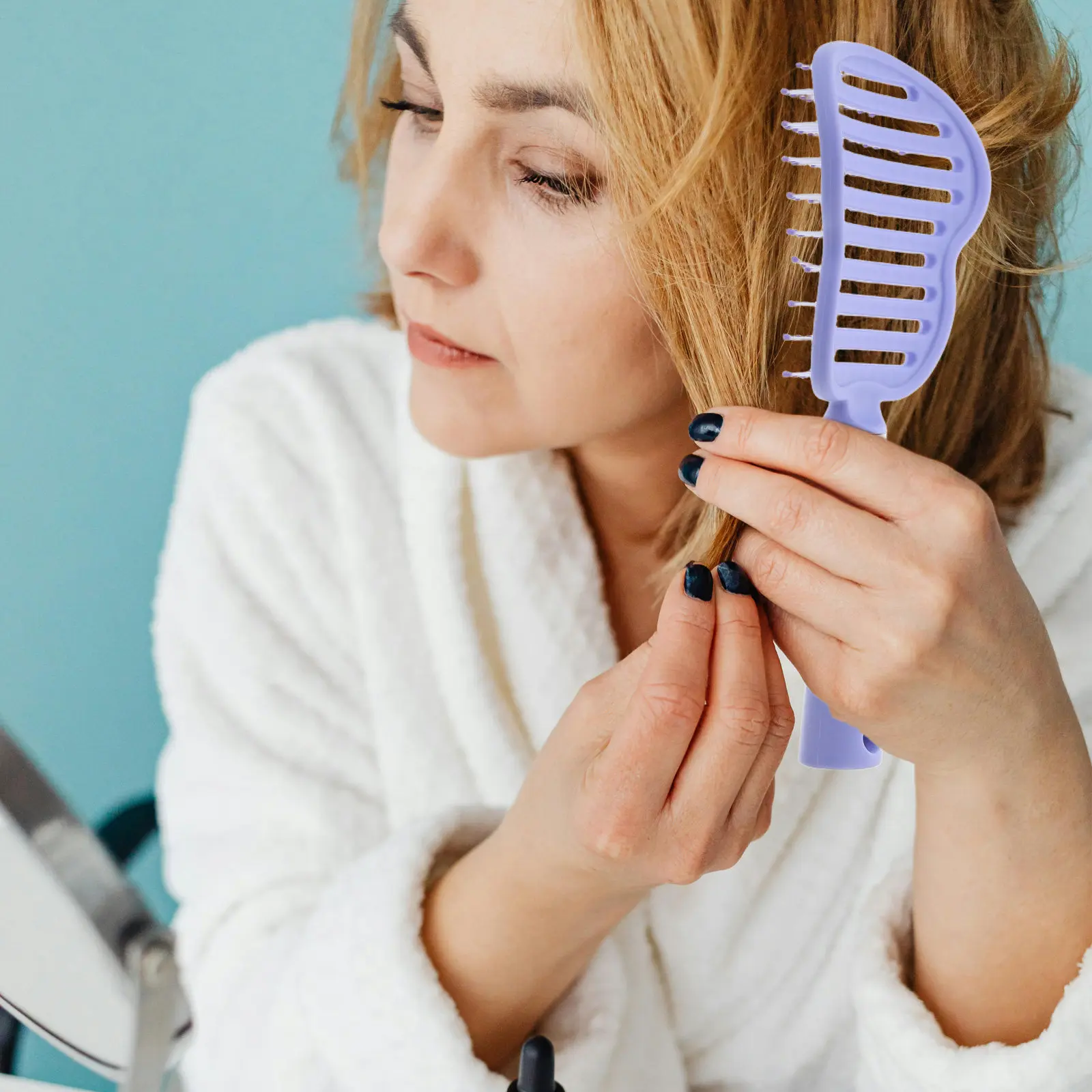 

Large Curved Hollow Hair Comb for Women Long Hair Detangling Scalp Massage Styling Brush Blow Dry Tool Voluminous High Crown Wet