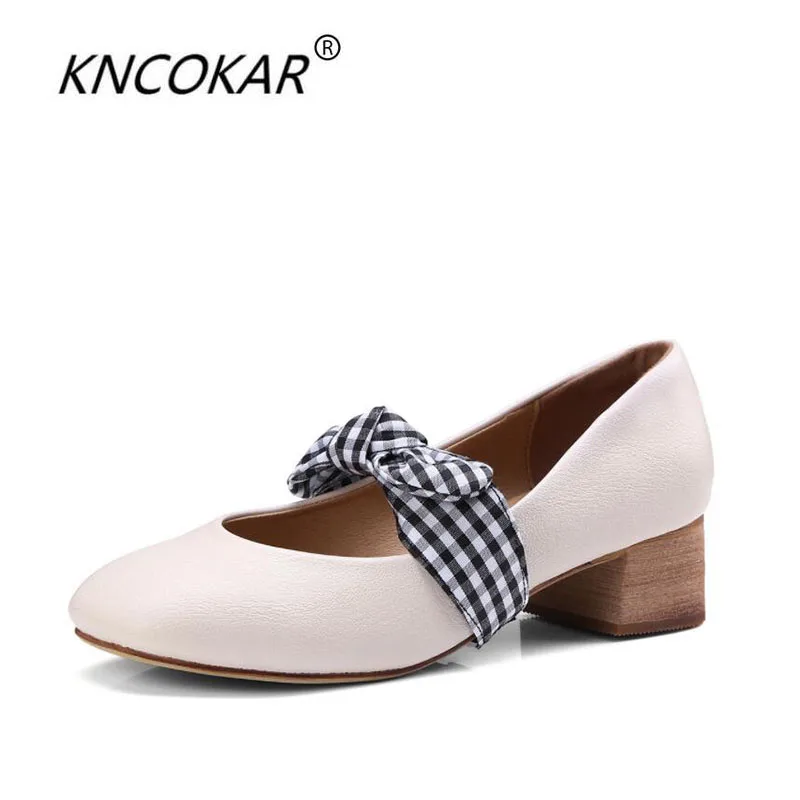 KNCOKAR  New style fashionable and comfortable pure color with a hundred square - headed women's size grandma shoes