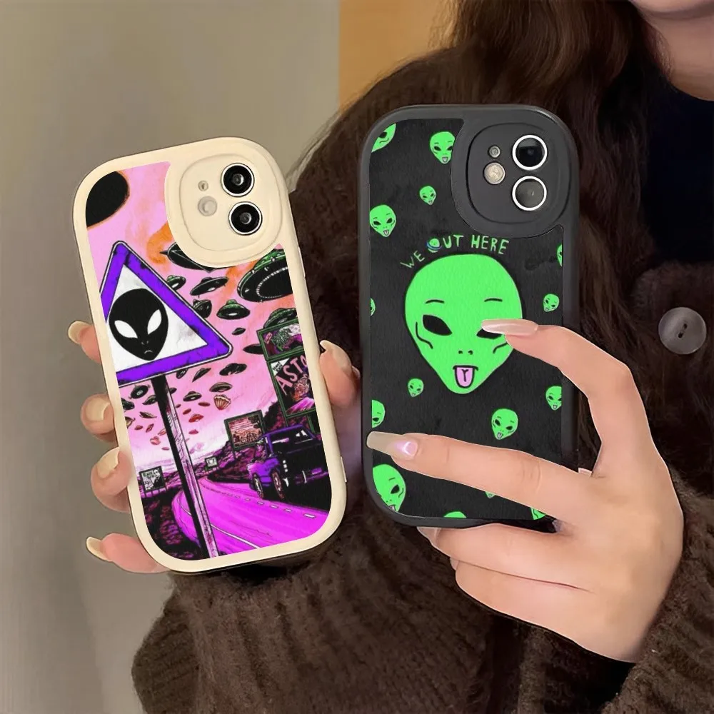 Aesthetics Cute Cartoon alien space Phone Case Hard Leather For iPhone 14 13 12 Mini 11 14 Pro Max Xs X Xr 7 8 Plus 6 6s