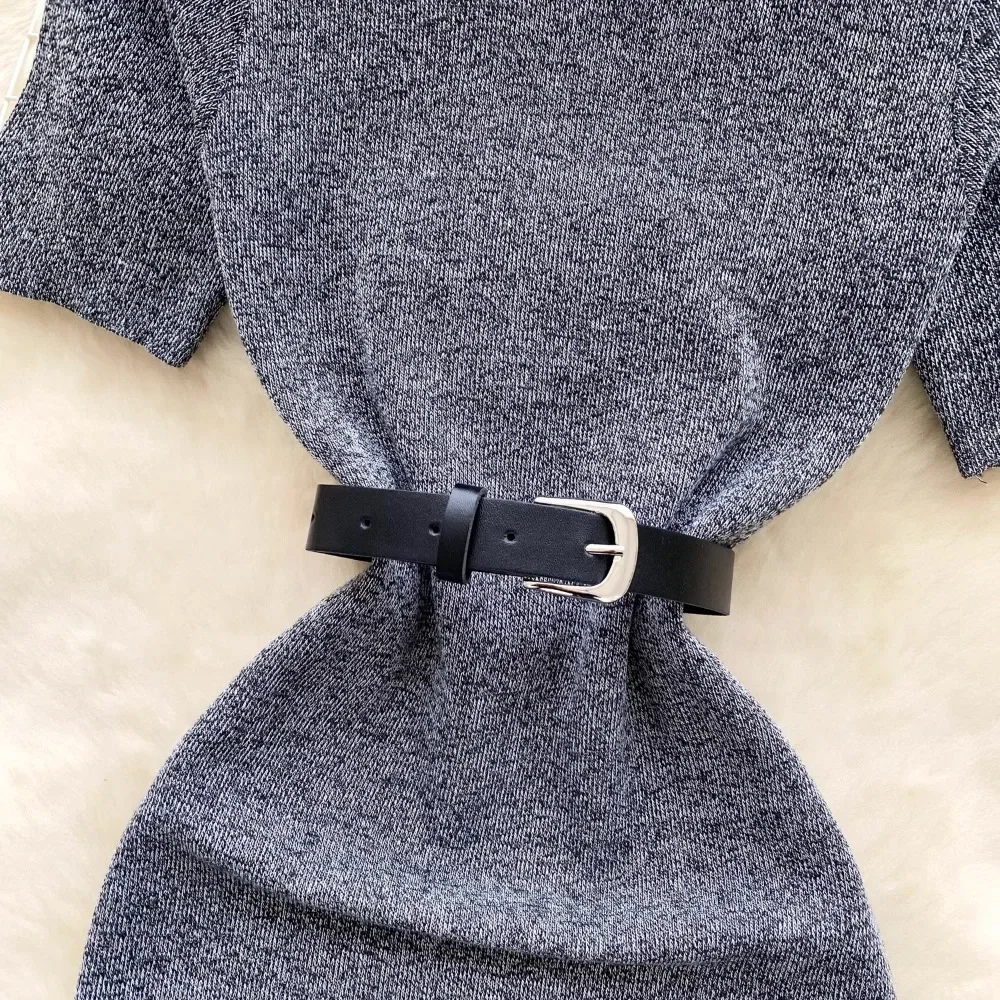 New Chic Fashion Cintura Avvolgente Fianchi Abito maglione lavorato a maglia 2025 Estate Elegante Office Lady Vita sottile Abito aderente Abbigliamento donna