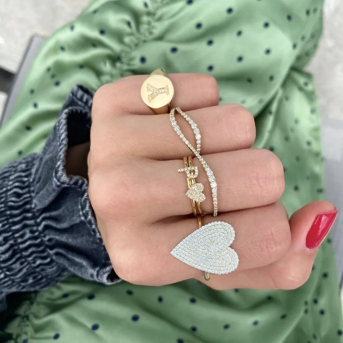 2026 NEW Arrived Delicate Multi Curved Cross Continuous Two-Finger Connected Ring Micro Pave Bling CZ Stacking Band Jewelry Girl