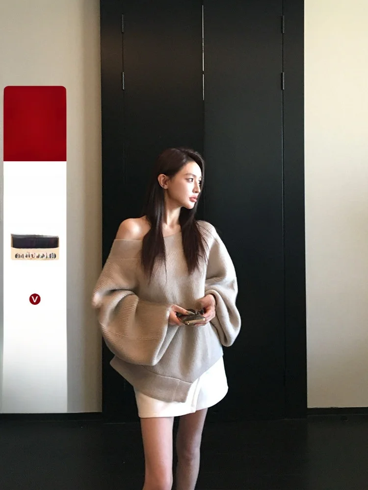 

Skk Store Zhao Lu Si Slant oulder Loose Knitted Sweater Women's Lazy Sle Long Sve One-oulder Top Commute Faion