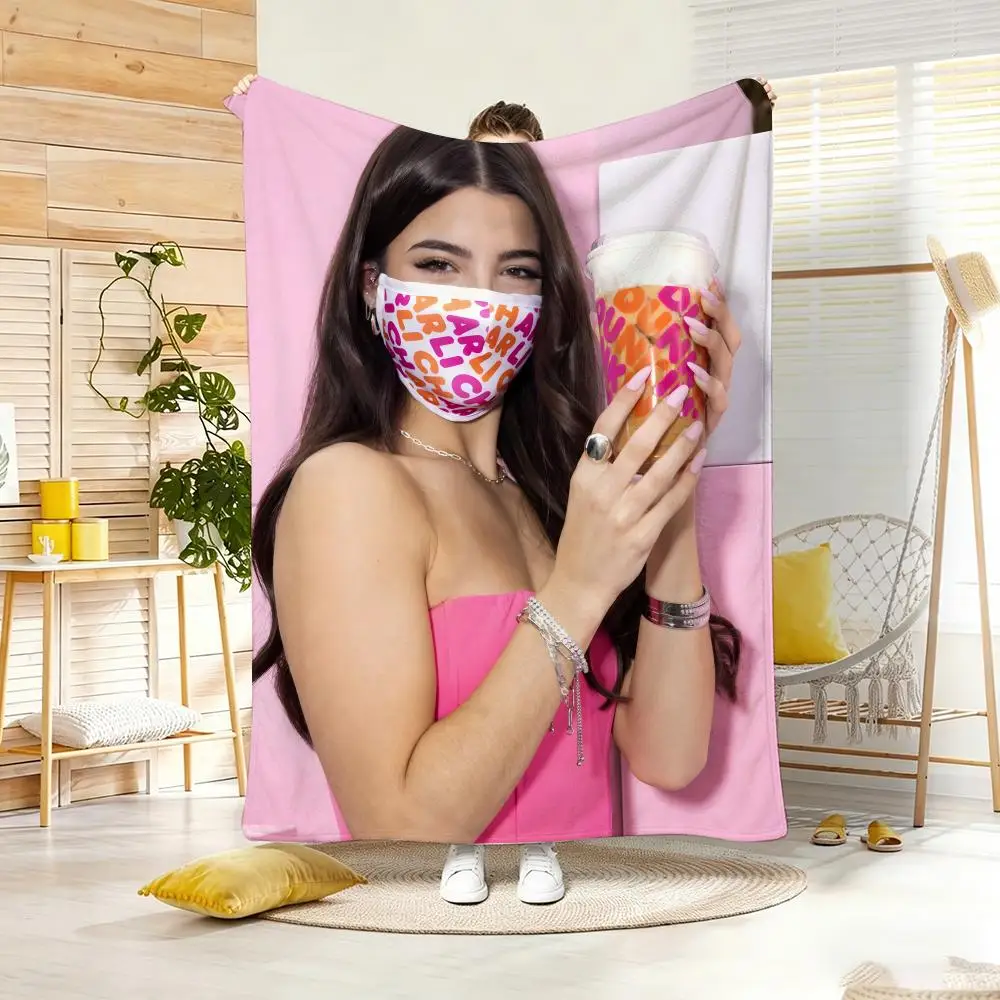 Celebrity C-CharliS DAmelioS Throw Lightweight 240g Flannel Blanket Soft Skin-friendly for Summer Cooling