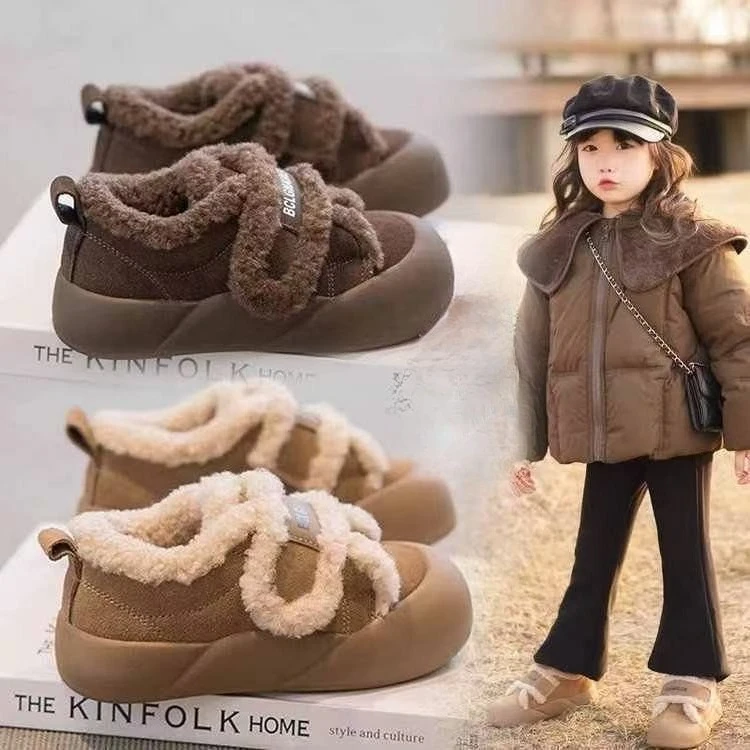 

Повседневная обувь на теплой подкладке для мальчиков и девочек, новинка 2023 года, зимняя флисовая прогулочная обувь для малышей, нескользящая дышащая универсальная школьная обувь