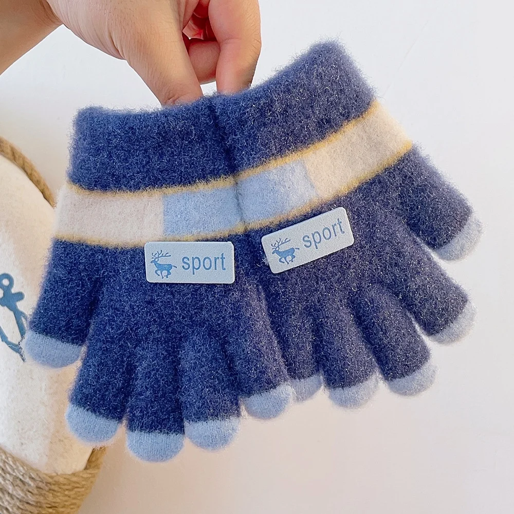 

Новые зимние милые мягкие вязаные перчатки из мультяшной пряжи для маленьких девочек, сохраняющие тепло, детские милые перчатки с пятью пальцами, детские модные перчатки