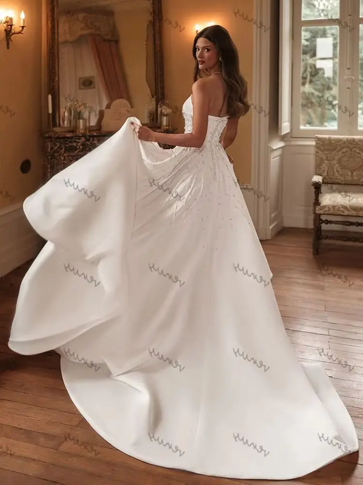 Modern Wedding Dresses A Line Satin Bridal Gowns Pearl Decoration Robes Sexy Strapless Backless Vestidos De Novia Customized
