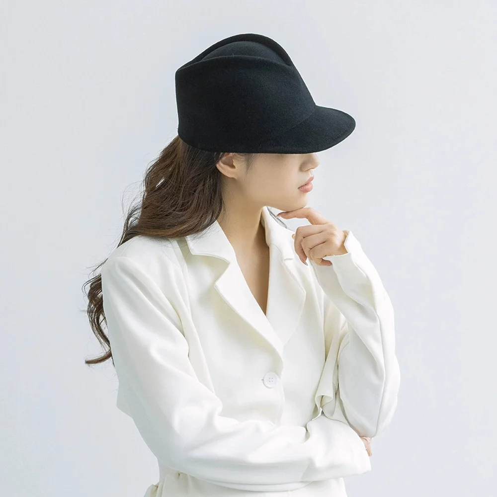 New Autumn/Winter Collection: Fashionable Minimalist Ladies' Riding Hat Outdoor, Shopping, Travel Warm Duckbill Cap