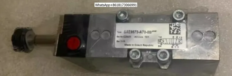 SXE9573-A81-00 Sole…