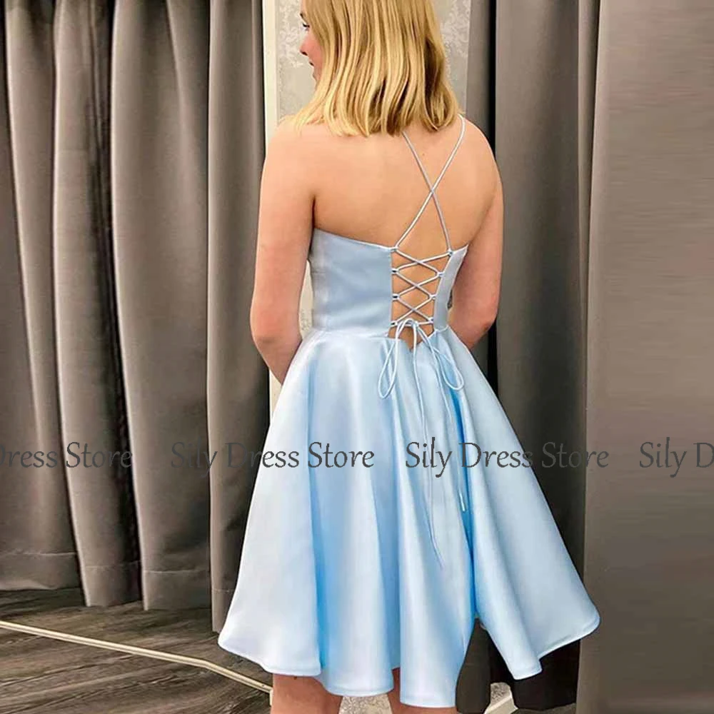 فساتين حفلات الكوكتيل النسائية البسيطة من الساتان على شكل حرف a لحفلات العودة للوطن أزرق سماوي بدون حمالات مكشكش برباط علوي فساتين لحضور الحفلات الموسيقية للسيدات صغيرة