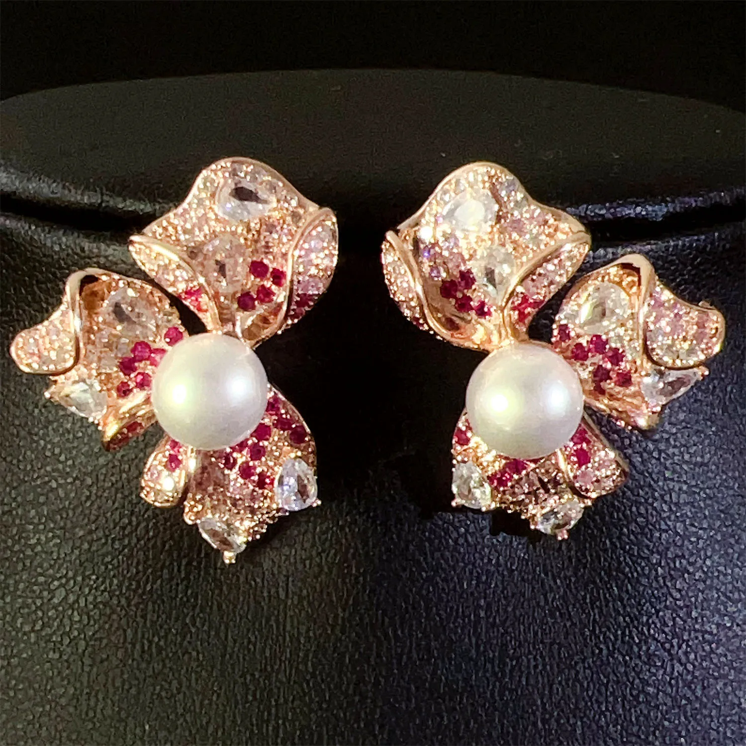 

Red White Zirconia Flower Stud Earrings for Women Elegant Luxury Jewelry Dinner Party Pink Petal Earrings Sweet Gift