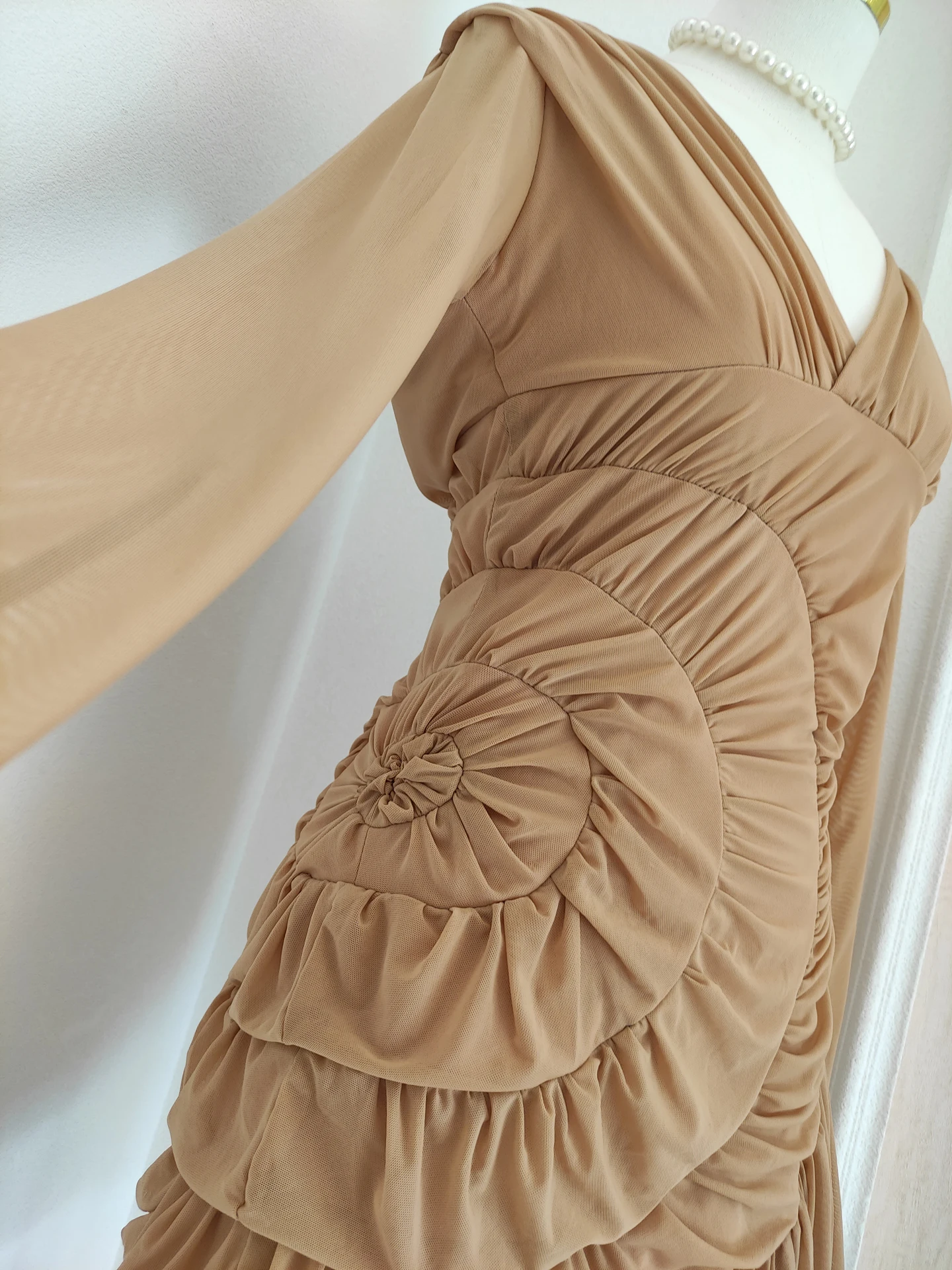 New Fashion Night Club Party Short Dress Luxury Design Long Sleeve Draped Mesh Birthday Dresses Evening Prom Celebrity Gowns