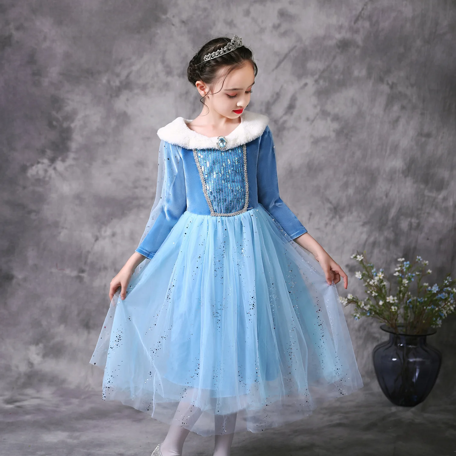Gaun Cosplay Elsa Kartun Halloween dengan Jubah Anak Perempuan Gaun Putri Payet Beludru Musim Dingin Gaun Elegan Karnaval Anak-anak