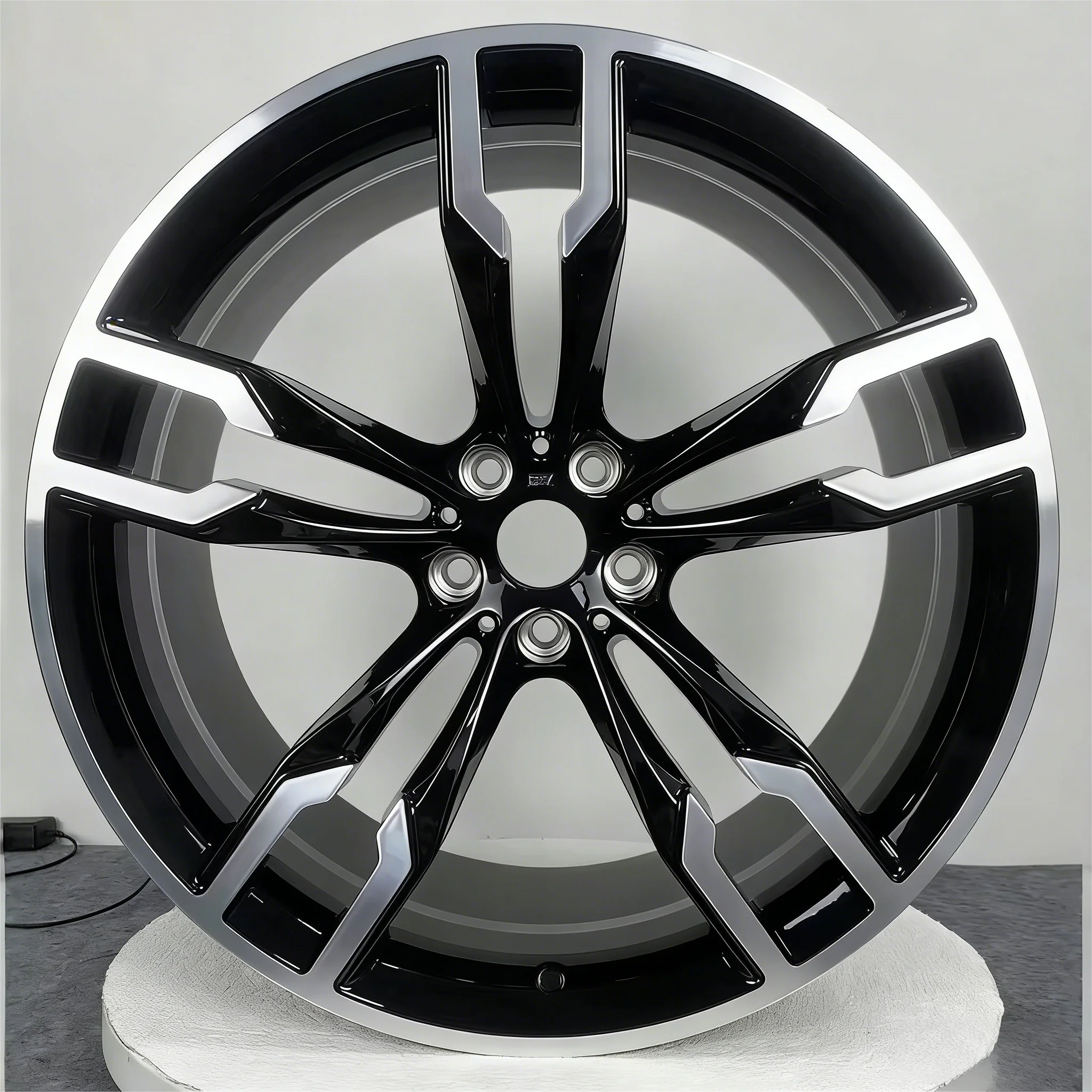 

New OEM automotive forged alloy passenger car wheels PCD 120mm/130mm and ET 15-30mm for replacement with lock nuts