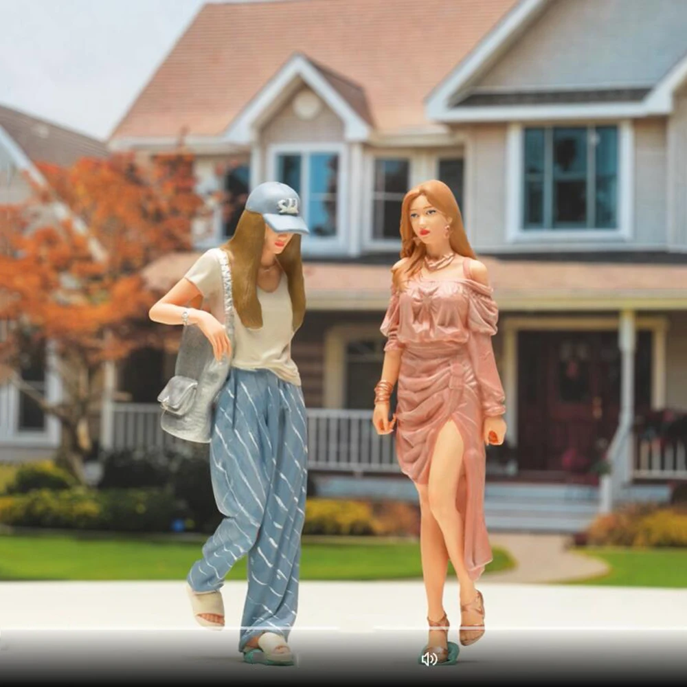 

Painted Miniatures 1/18 1/24 1/64 Scale Casual Fashion Walking Girl Female Scene Figure Accessory Model For Cars Decorate Displa