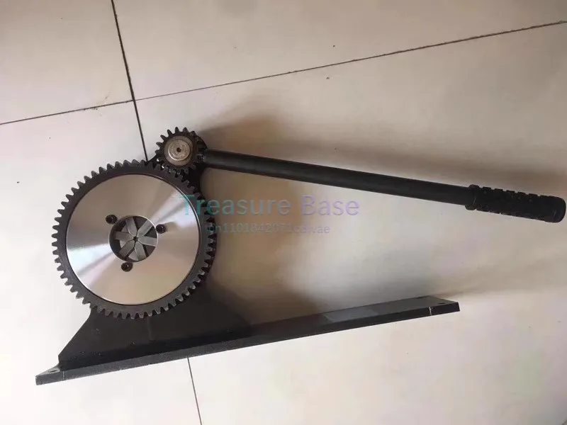 

New 8-Teeth Manual Gear Locking Pipe Machine, Pressing Machine, Riveting Machine, Locking Machine Pipes Outer Diameter 6-32mm