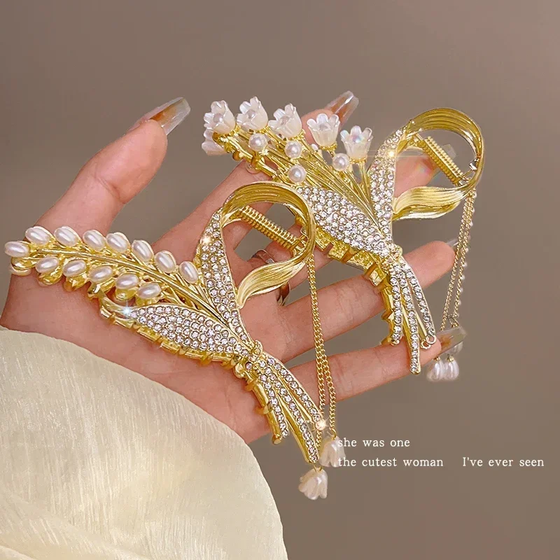 Luxury Rhinestone Wheat Ear Large Metal Gripper Hair Clip High Volume Female Shark Claw Clip Hair Accessories for Women 2023