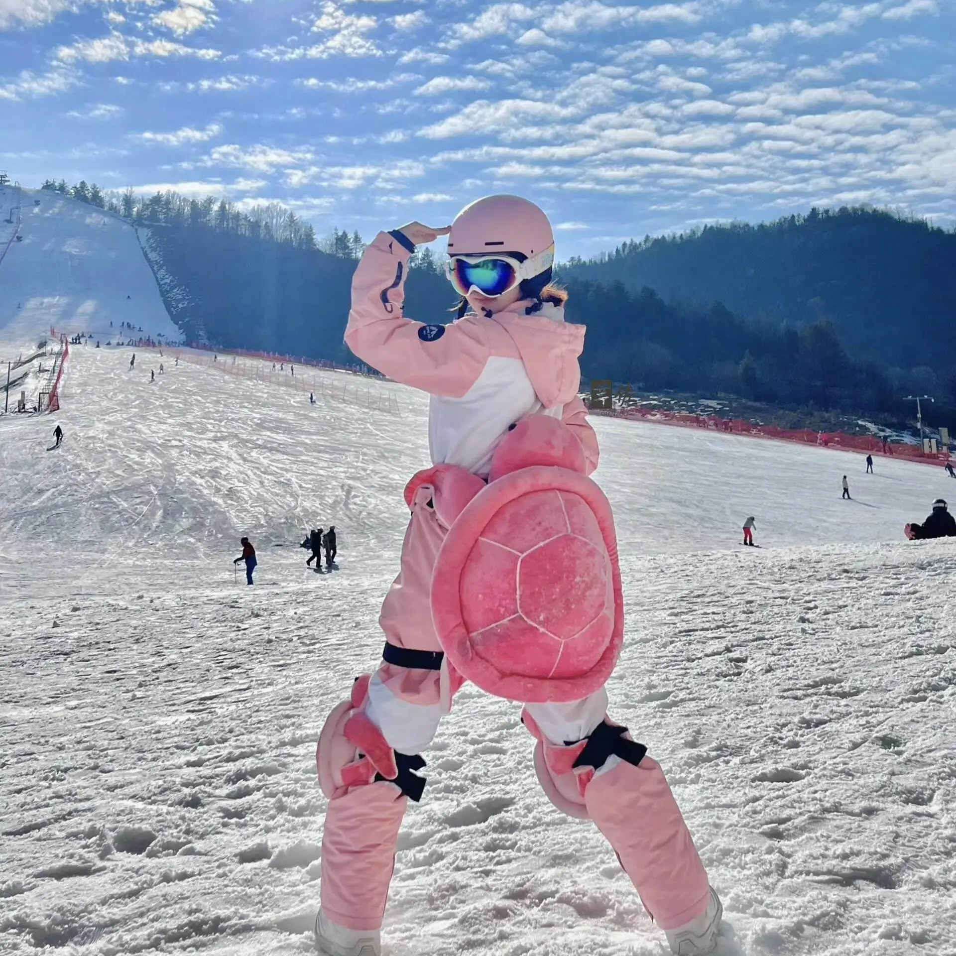 adult-three-piece-skiing-protection-gear-set-outdoor-wearable-fall-prevention-knee-pads-and-butt-pad-full-equipment-set