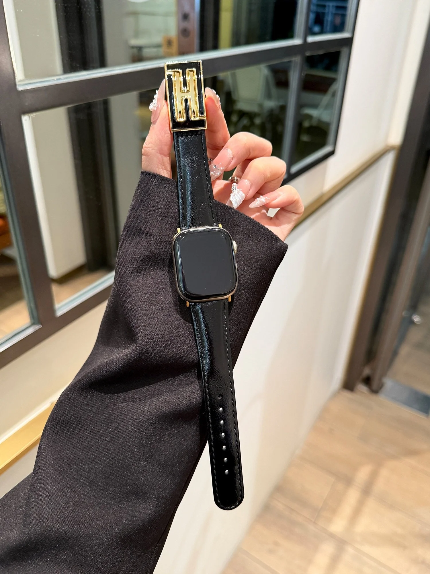 

H-shaped magnetic buckle metal leather compatible iWatch strap 38mm 40mm 41mm 42mm 44mm 45mm 49mm fashionable strap