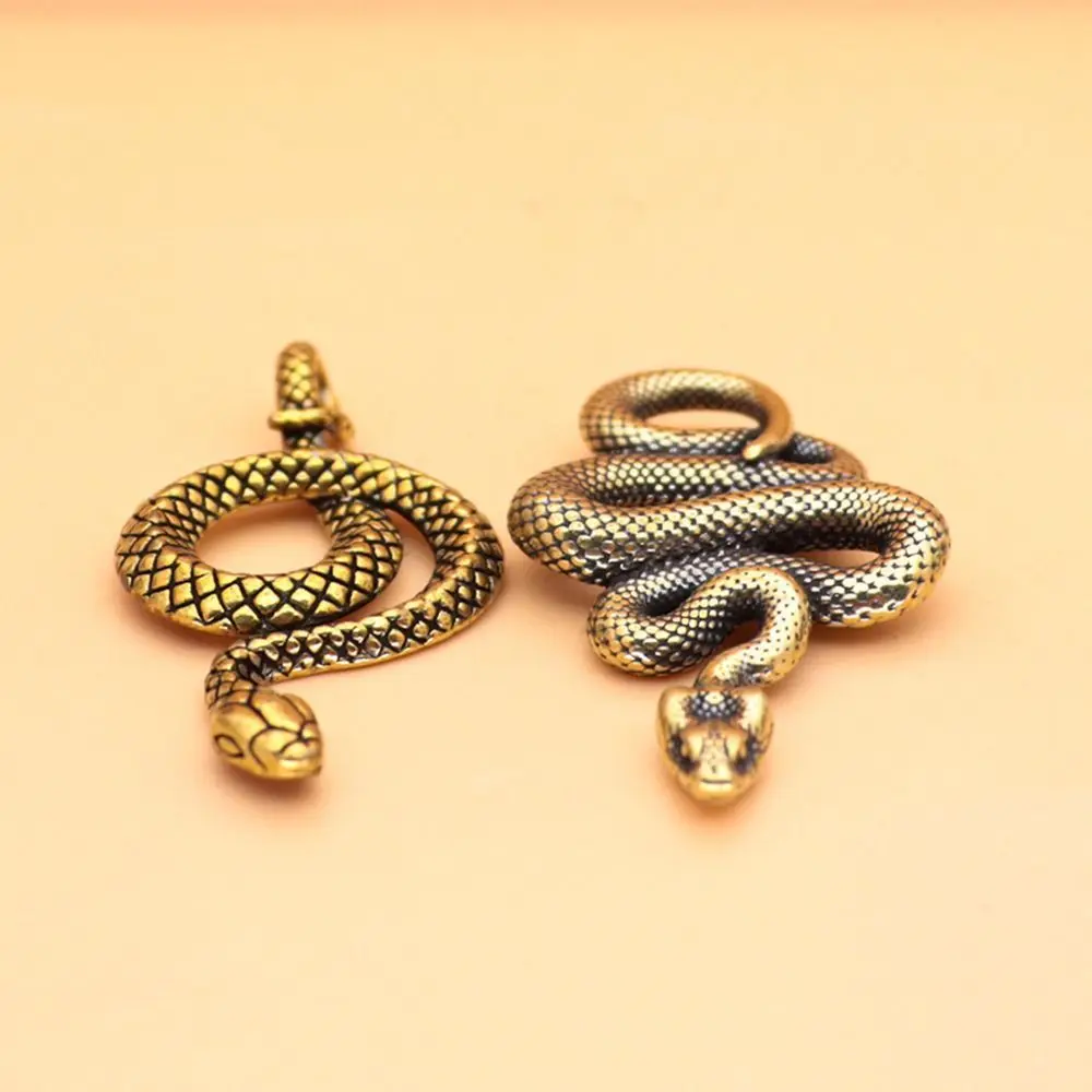 

Twelve Zodiac Snake Vintage Brass Snake Statue Elegant Lifelike Snake Figurines Exquisite Ancient Lucky Charm Animal Sculpture