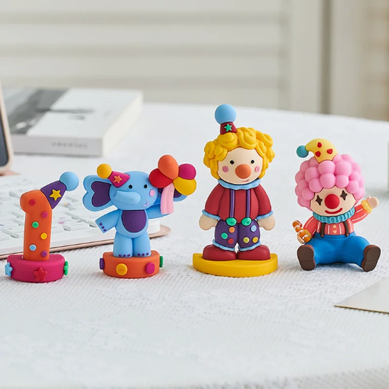 Novedad de Febrero: Muñecos de Circo Creativos de Payaso, León y Elefante, Adornos Lindos para Escritorio y Tablero de Coche, Regalo Curativo