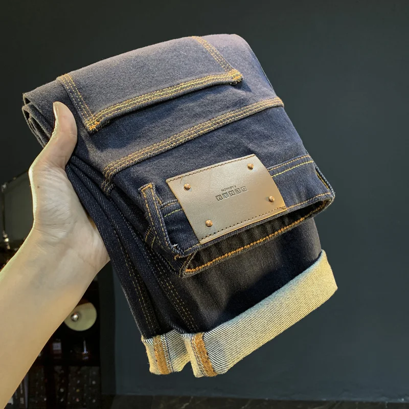 

Легкие роскошные модные мужские джинсы, новый стиль осени 2024, свободные и утягивающие, темно-синие модные мужские брюки больших размеров