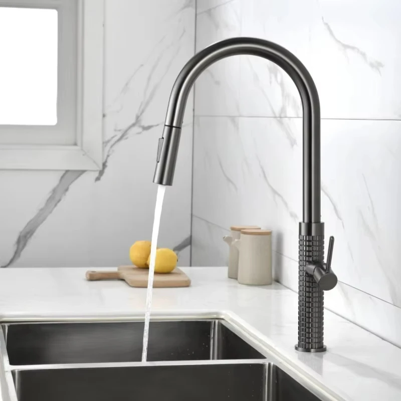 Contemporary Modern Single-Hole Deck Mounted Kitchen Faucet Dual Function Pull Out Sprayer & Sink Mixer Faucets