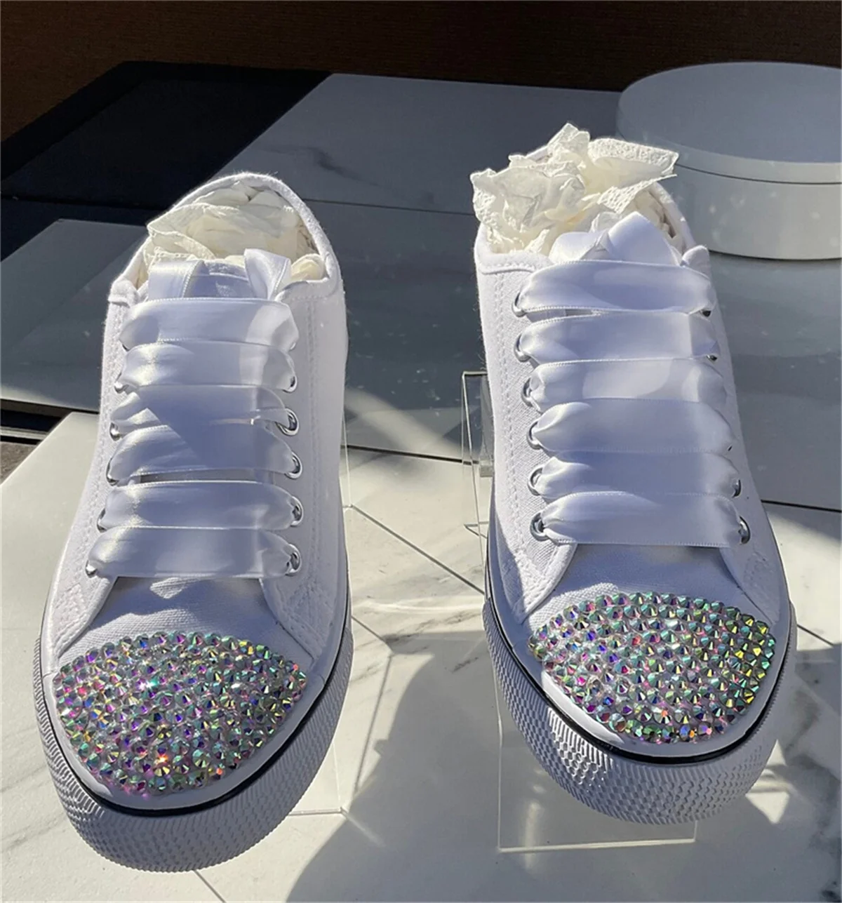 

White lace lace-up hand custom low top canvas shoes rhinestones Spring and autumn leisure men and women plus size 35-46