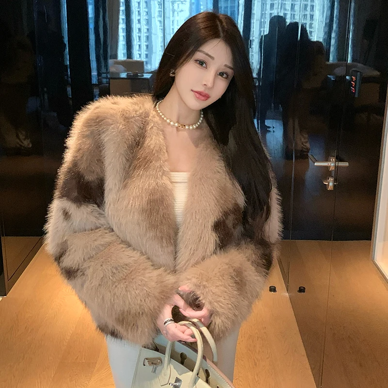 

Women's Faux Fur Blended Fur Fall/Winter Long Sleeve V-Neck Korean Clothing Winter Wear Slim Fit Fashion Women Coat