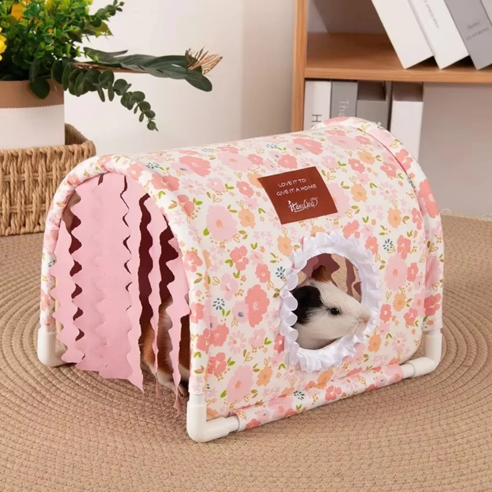Hamster Shelter Small Rabbit Guinea Pig Triangle Tassel Nest Cage Decoration Small Animal House Habitat Accessories