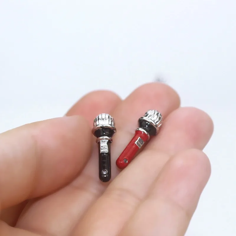 Accessoires pour maison de poupée 1:12, bricolage, modèle Miniature, jouets, Simulation créative, Microphone court, ornement de maison de poupée, jouet de maison de jeu