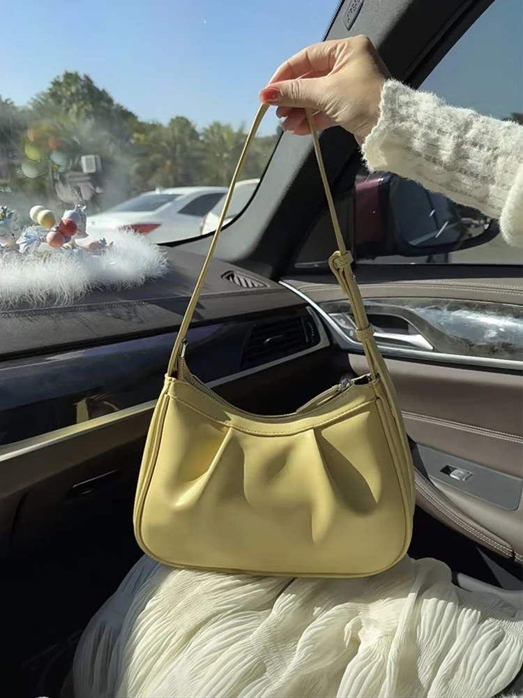 bolsa-feminina-estilo-coreano-vintage-gentle-wind-plissada-tipo-nuvem-pao-frances-para-ombro-e-transversal