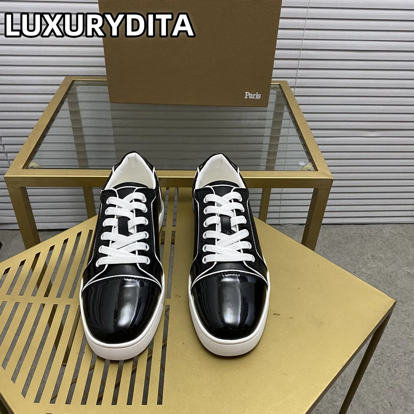 

Top Quality Womens Trendy Casual Tennis Shoes Luxury Mens Real Leather Sneakers 35-48 Designr Rivet Red Sole Lovers Shoes M0088